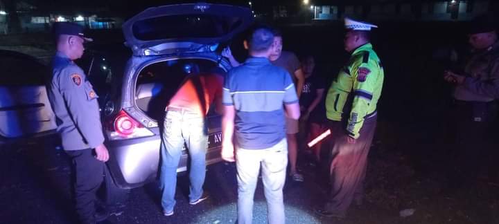 Dipimpin Kapolsek, Ops Bina LK Tahun 2023 Polsek Ujung Batu Sasar Empat Titik Rawan Kejahatan